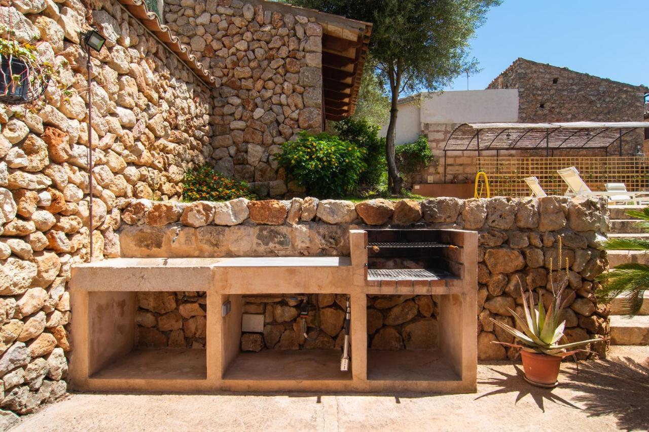 Hébergement de vacances Fabulous Rural House With Views To The Mountains With Swimming Pool Caimari