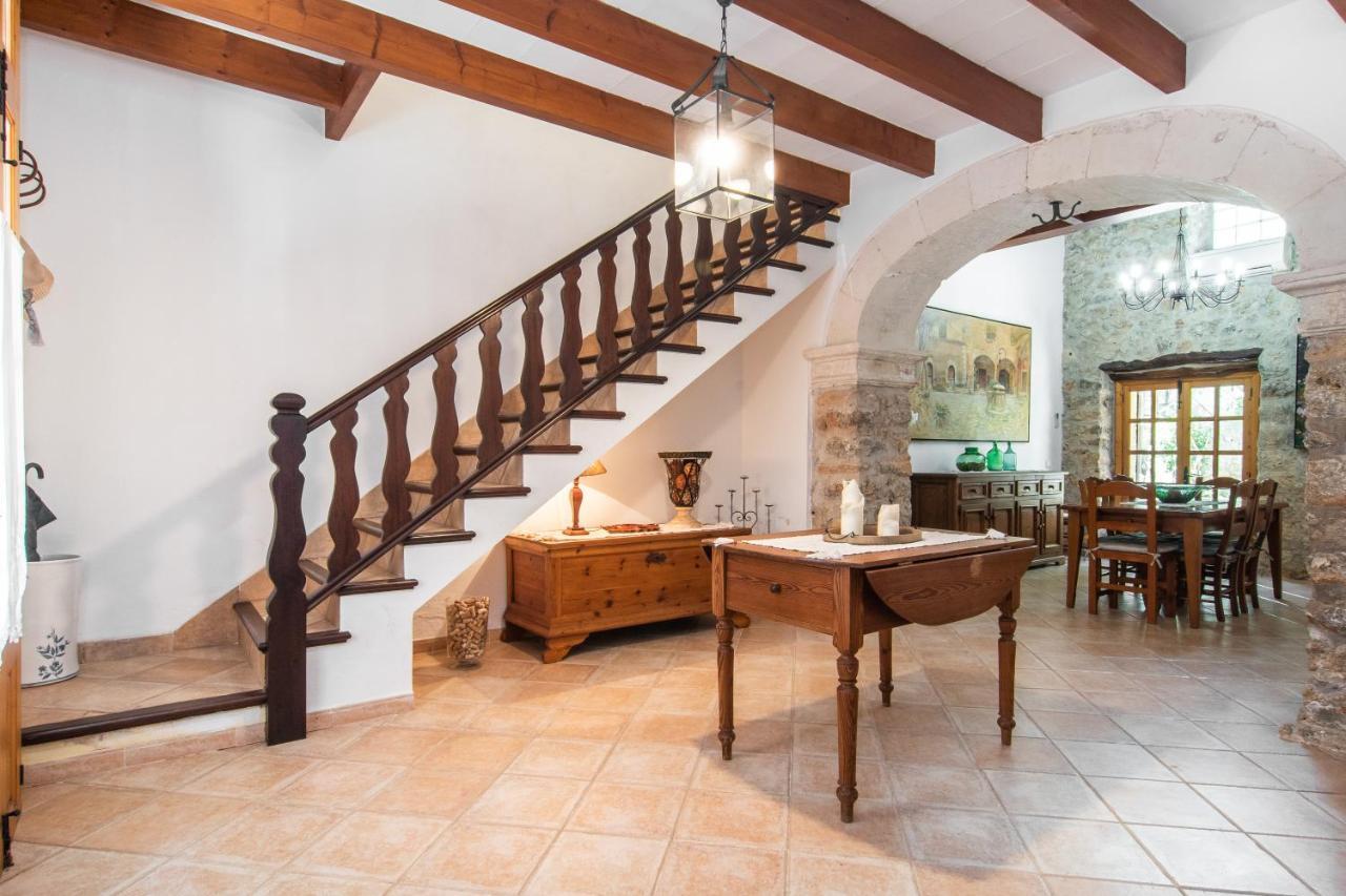 Fabulous Rural House With Views To The Mountains With Swimming Pool Hébergement de vacances *
